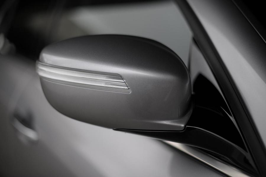  Hyundai Genesis 2012 года  (фото 47 из 73)